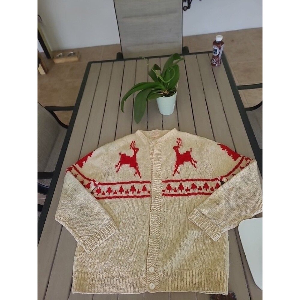 Vintage Hand Knit Wool Cardigan Sweater Nordic Reindeer L/XL Stained B26